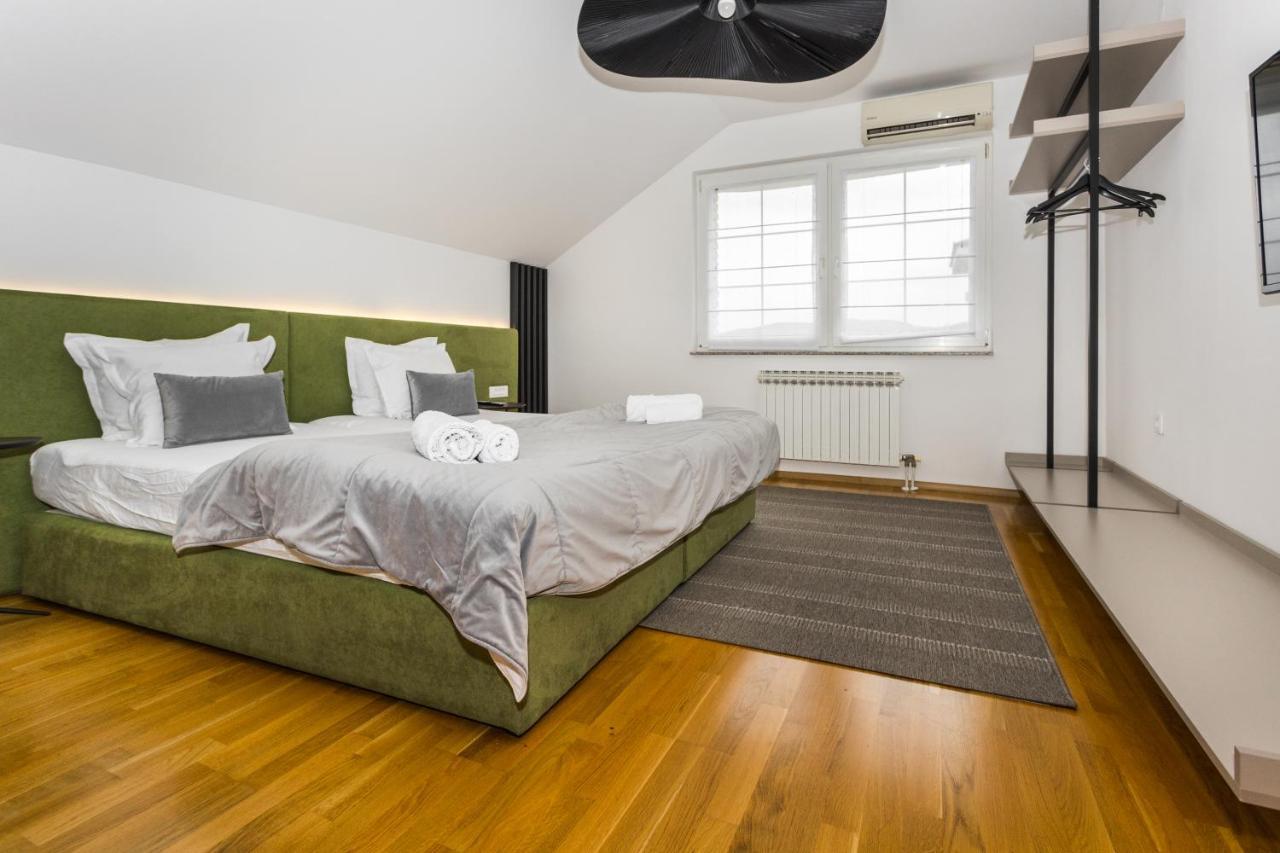 Art Of Living Luxury Suite Three Szarajevó Kültér fotó